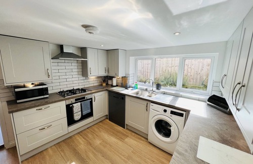 Freshwater House | Character Victorian House, Freshwater, Sleeps 6, WiFi, Parking, Garden
