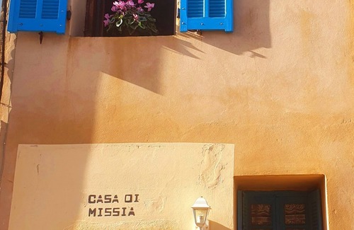 Cargese House | character village house in peace with covered terrace in peace