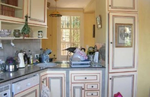 Cucuron House | Character village house with Italian garden