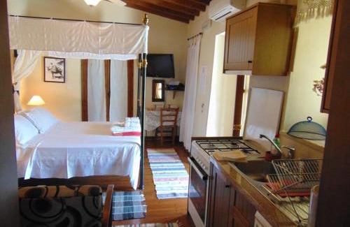 Kalavasos Apartment | Charalambos Holiday Cottage