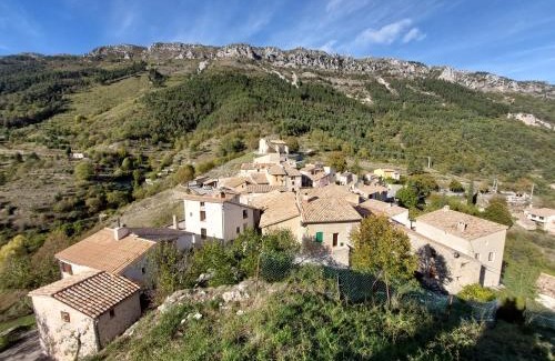 Le Mas Apartment | Chardon