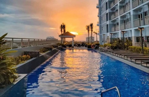 Pasay Condo | Charie Sky View at Coast Residences near PICC CCP WTC Star City MOA Naia Airport