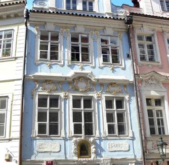 Mala Strana Hostel | Charles Bridge Hostel & Apartments