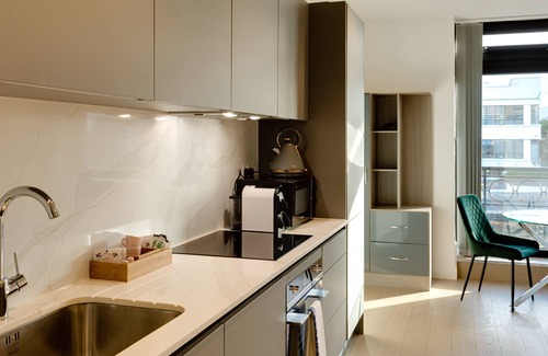 London Borough of Hounslow Apartment | Charles Hope Apartments Brentford