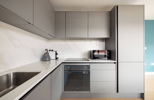 London Borough of Hounslow Apartment | Charles Hope Apartments Brentford