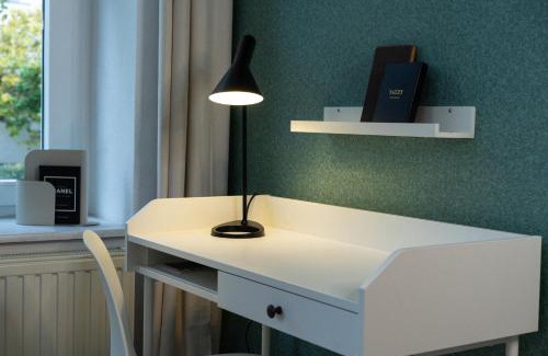 Gohlis-Mitte Apartment | Charles & Kätchen living Gohlis