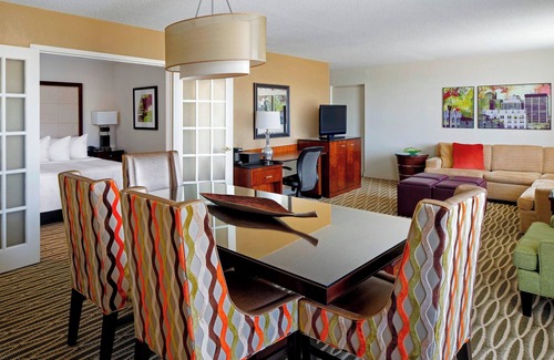 Charleston Hotel | Charleston Marriott Town Center