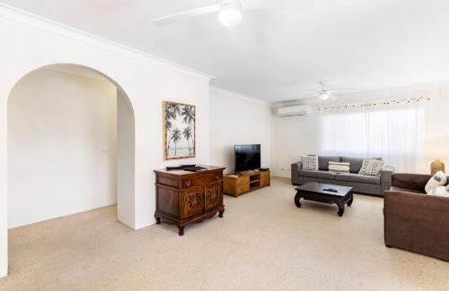 Sawtell Apartment | Charlesworth on Elizabeth
