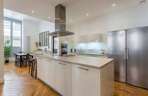 Terreaux - Bat d'argent Apartment | Charlie - Furnished apartment 260m² Downtown Lyon
