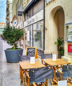 Cannes City Centre Hotel | Charlie's Hôtel Cannes