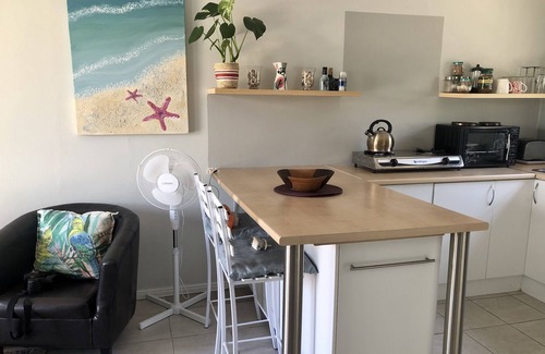 Parklands Cottage | Charlie's Place, Blouberg, Cape Town