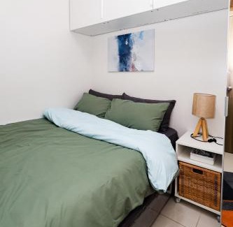 Pasay Apartment | Charlie's Staycation at Coast Residences