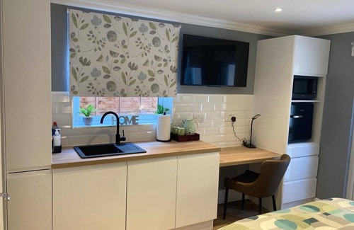 West Hampstead House | Charlotte Guest House