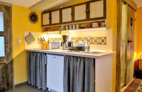 Ribnitz-Damgarten Apartment | Charlottes Landlust - Künstlerhaus