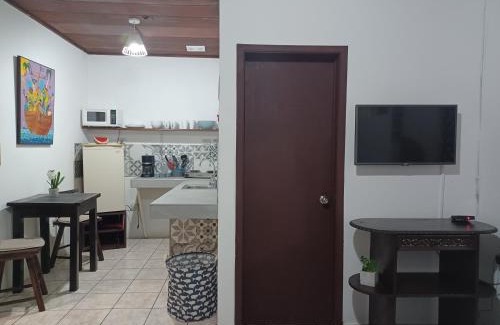 San Salvador Apartment | Charlys Place
