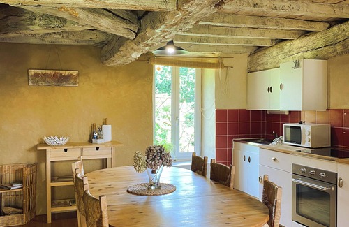 Saint-Meen-le-Grand House | Charm and Nature - Flat in mud house in Brocéliande