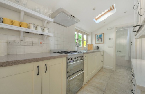 Charmouth Cottage | Charm Cottage