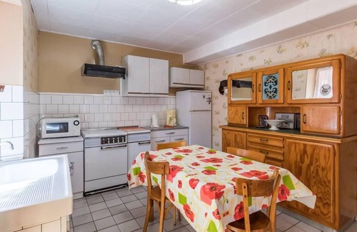 Fougerolles-Saint-Valbert Cottage | Charming cottage with internet and enclosed garden