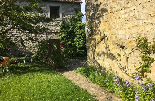 Saint-Gervais-sur-Couches House | Charming cottage 9 people, in the heart of Burgundy