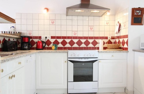 Saint-Maurice-en-Cotentin Cottage | Charming Countryside Retreat with Modern Amenities and Garden in Saint-Maurice-en-Cotentin
