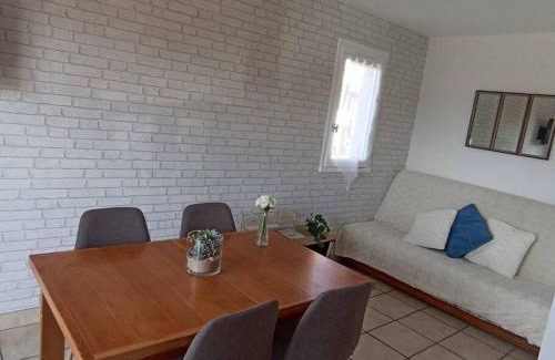 Merville-Franceville-Plage Apartment | Charmant duplex, bord de mer