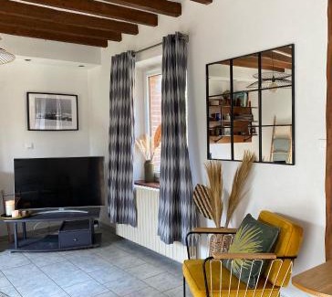 Saint-Julien-de-la-Liegue House | Charmante Maison Normande