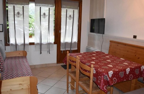 Pralognan-la-Vanoise Apartment | Charmant 2 pièces avec jardin, piscine chauffée, près des pistes et centre - FR-1-464-178