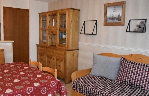 Pralognan-la-Vanoise Apartment | Charmant 2 pièces avec jardin, piscine chauffée, près des pistes et centre - FR-1-464-178
