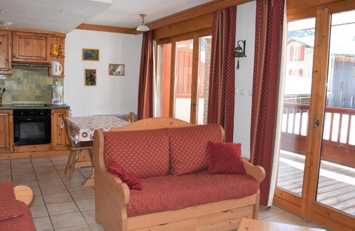 Pralognan-la-Vanoise Apartment | Charmant 3 pièces avec grand balcon Sud, idéalement situé près des commerces et du téléphérique - FR-1-464-24