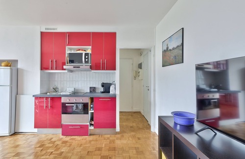 Centre Ville Apartment | Charmant Appartement à 3 Minutes du Métro 10