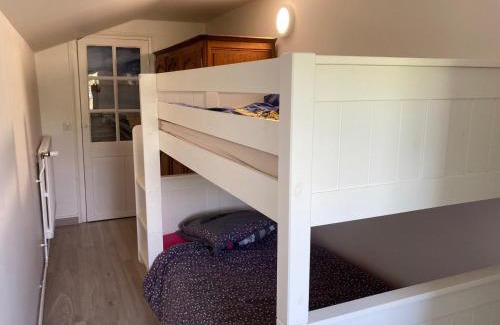 Touques Apartment | Charmant appart rénové pour 6, à 5 min de la plage et du centre, avec parking - Trouville - FR-1-712-65