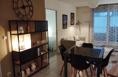 Chateaux de la Loire Apartment | Charmant appartement 2 chambres - Proche Tours