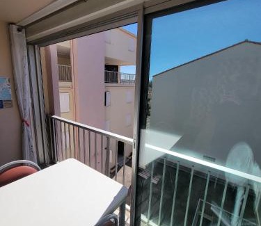 Le Grau-Du-Roi Apartment | Charmant appartement type T2 proche de la mer