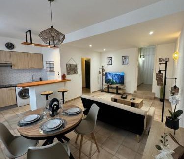 Castelnaudary Apartment | Charmant appartement en Hypercentre de Castelnaudary
