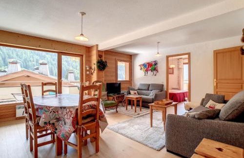 La Clusaz Apartment | Charmant appartement à La Clusaz avec terrasse, parking et wifi - FR-1-818-58