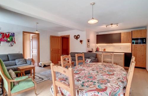 La Clusaz Apartment | Charmant appartement à La Clusaz avec terrasse, parking et wifi - FR-1-818-58