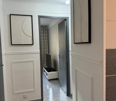 Saint-Lazare Apartment | Charmant appartement à proximité de la gare