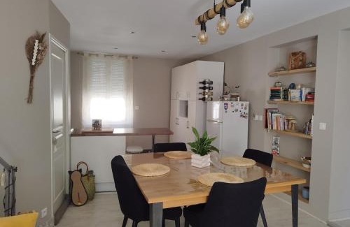 Le Coteau Apartment | Charmant appartement Le Coteau - Roanne