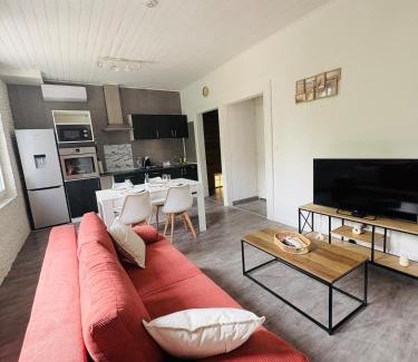 Soual Apartment | Charmant appartement rénové l Climatisé l Soual