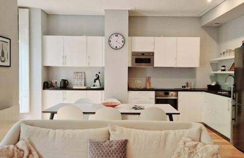 Bagneres-de-Luchon Apartment | Charmant appartement T3 plein centre