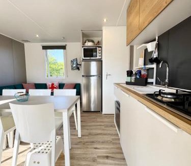 La Celle-sous-Gouzon House | Charmant Bungalow Neuf Terrasse Jardin au calme