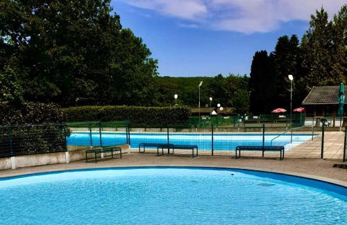Yvoir Other | Charmant Bungalow avec piscine et emplacement voiture