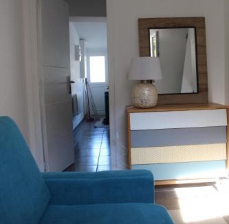 8th Arrondissement House | Charmant Cabanon aux Goudes à Marseille avec vue mer