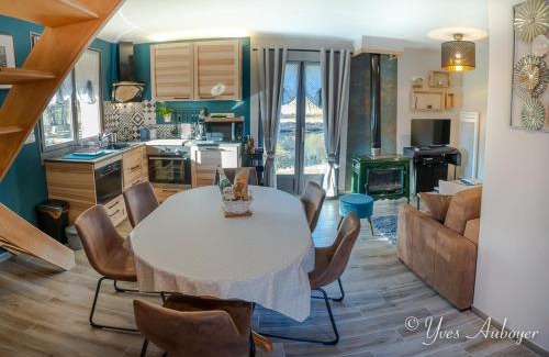 Le Menil Ski Chalet | Charmant chalet La Zaubette au bord de l'eau