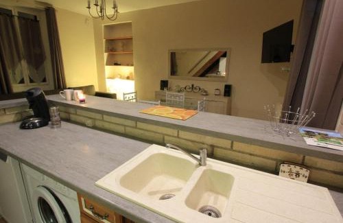 Lorcy Apartment | Charmant duplex avec parking et Wi-Fi près de Montargis - FR-1-590-546