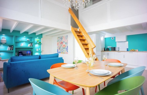 Gares Apartment | Charmant Duplex Refait à Neuf - Centre Ville - Clim, Netflix, Wifi