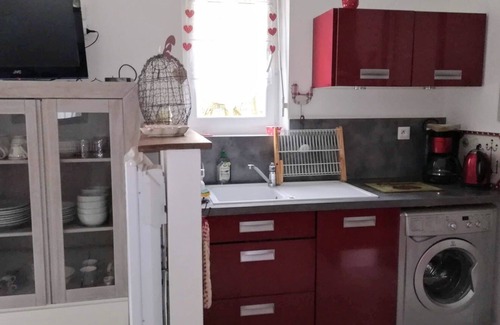 Cœur de Ville Apartment | Charmant F2, Classé 3 Avec Jardin Clos et Garage, Centre Vichy