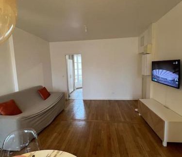 Mantes-la-Jolie Apartment | Charmant F2 Plein centre de Mantes