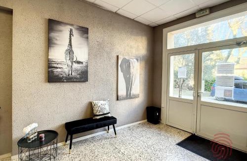 Lamalou-les-Bains Apartment | Charmant F2 tout équipé, proche centre-ville et Thermes, avec Wifi, animaux acceptés - FR-1-451-173