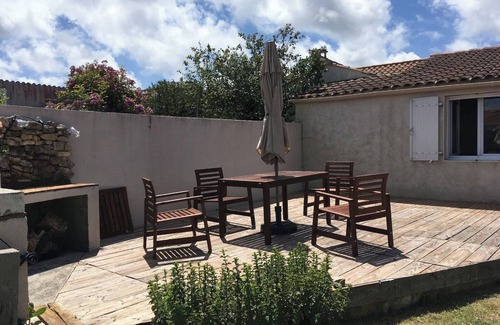 Le Grand-Village-Plage House | Charmantes Steinhaus in Grand Village Plage